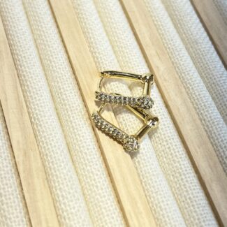 Gold Rengi Ucu Top Detaylı Zirkon Taşlı Küpe